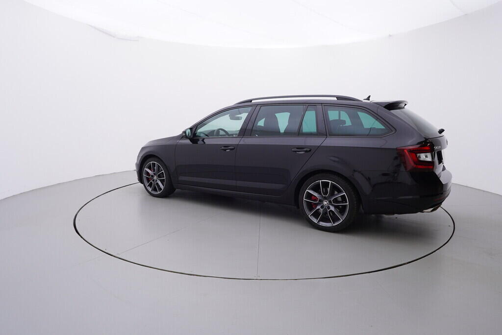 OV190V08649_12.webp_OCTAVIA RS 2.0 TSI 180 kW automat