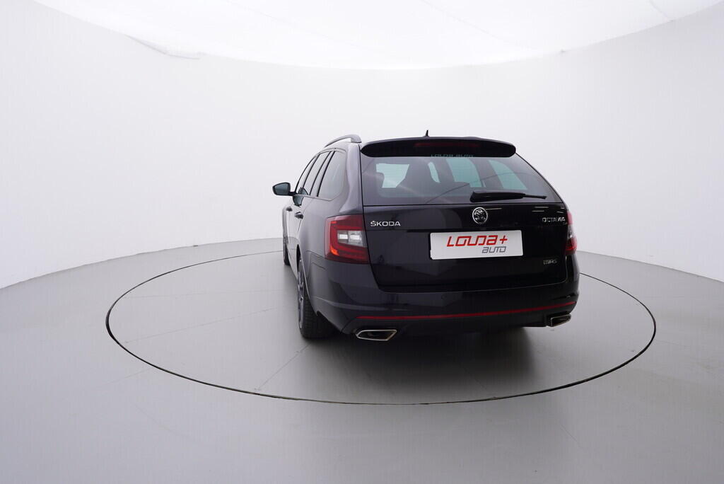 OV190V08649_13.webp_OCTAVIA RS 2.0 TSI 180 kW automat