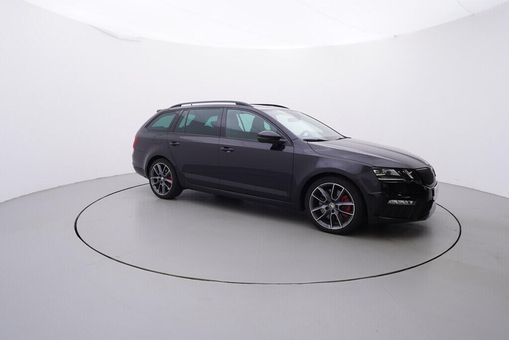 OV190V08649_16.webp_OCTAVIA RS 2.0 TSI 180 kW automat