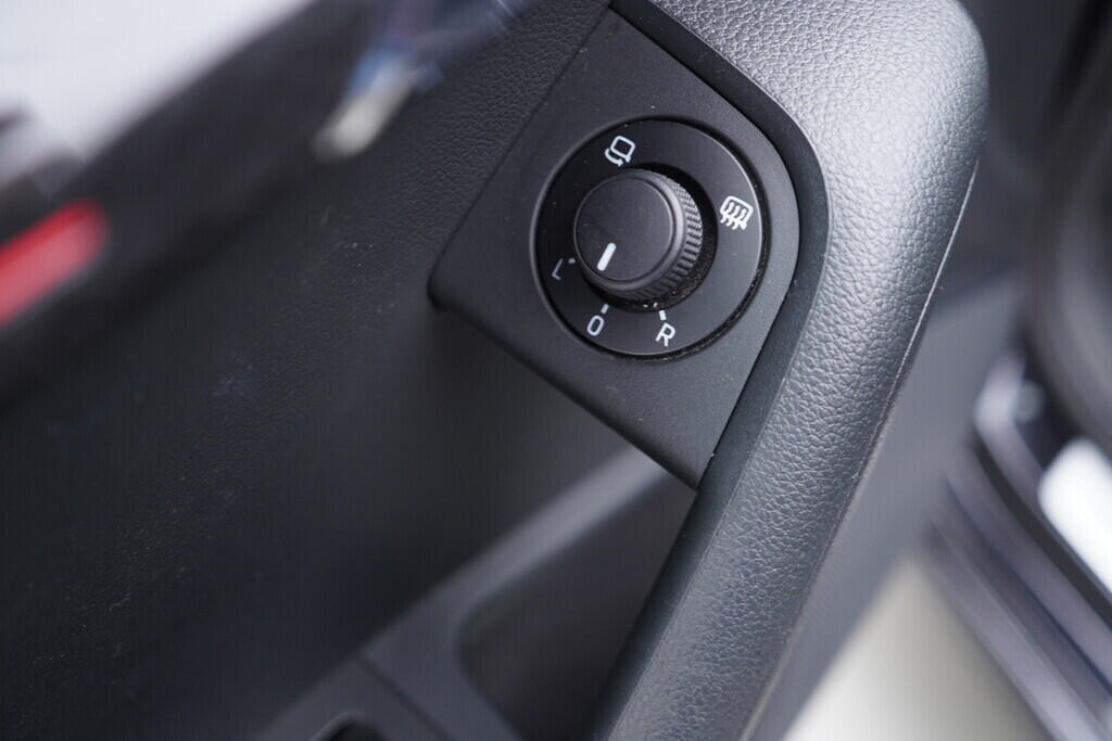 OV190V08649_21.webp_OCTAVIA RS 2.0 TSI 180 kW automat