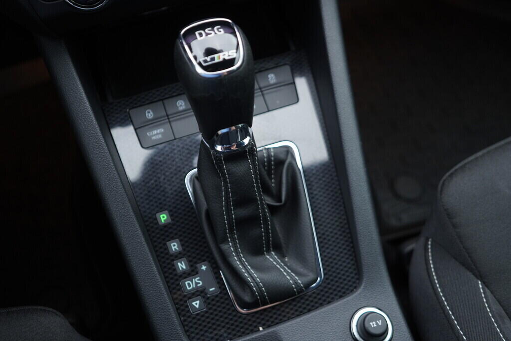 OV190V08649_40.webp_OCTAVIA RS 2.0 TSI 180 kW automat