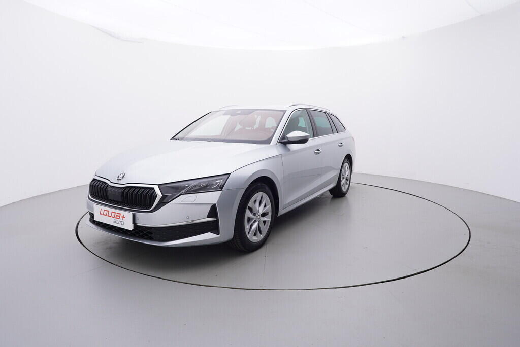 OV190V08655_10.webp_OCTAVIA Top Selection 1.5 TSI 110 kW manuál, DPH