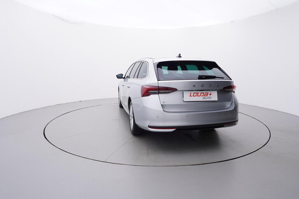 OV190V08655_13.webp_OCTAVIA Top Selection 1.5 TSI 110 kW manuál, DPH