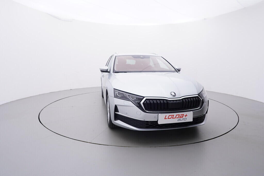 OV190V08655_17.webp_OCTAVIA Top Selection 1.5 TSI 110 kW manuál, DPH
