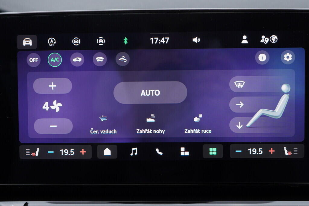 OV190V08655_32.webp_OCTAVIA Top Selection 1.5 TSI 110 kW manuál, DPH