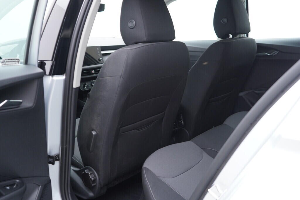 OV190V08658_34.webp_FABIA Selection 1.0 MPI 59 kW manuál, DPH