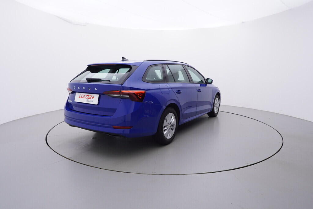 OV190V08659_14.webp_OCTAVIA Ambition 1.5 TSI 110 kW manuál