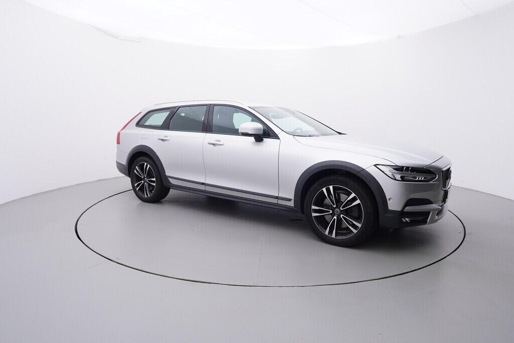 OV190V08660_16.webp_V90 Cross Country 2.0  173 kW automat, DPH