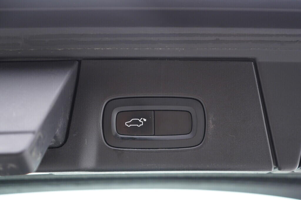 OV190V08660_47.webp_V90 Cross Country 2.0  173 kW automat, DPH