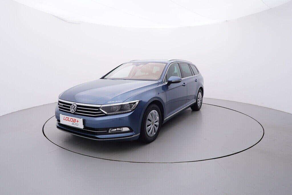 OV190V08662_10.webp_PASSAT VARIANT HIGHLINE 2.0 TDI 110 kW manuál