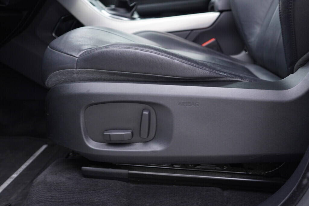 OV190V08663_21.webp_RANGE ROVER EVOQUE  2.0  110 kW manuál, DPH