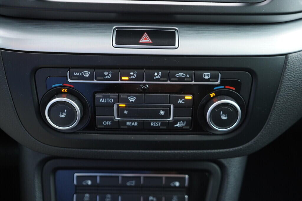 OV190V08664_36.webp_SHARAN Highline 2.0 TDI 125 kW automat