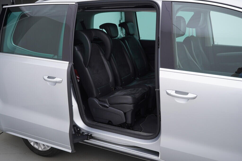 OV190V08664_44.webp_SHARAN Highline 2.0 TDI 125 kW automat