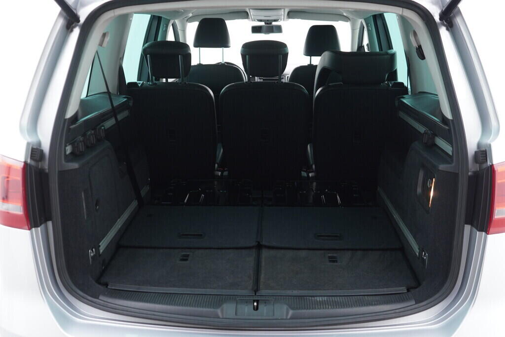OV190V08664_47.webp_SHARAN Highline 2.0 TDI 125 kW automat