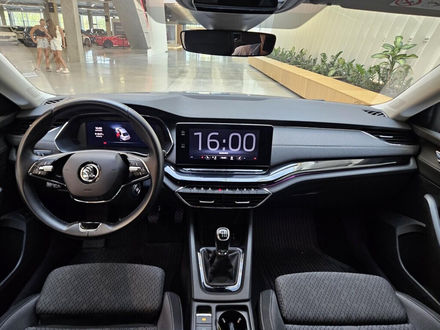 OV190V08666_19.webp_OCTAVIA Style Plus 1.5 TSI 110 kW manuál