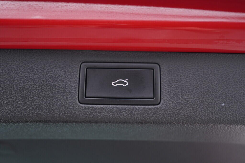 OV190V08667_37.webp_KAMIQ Monte Carlo 1.0 TSI 85 kW automat, DPH