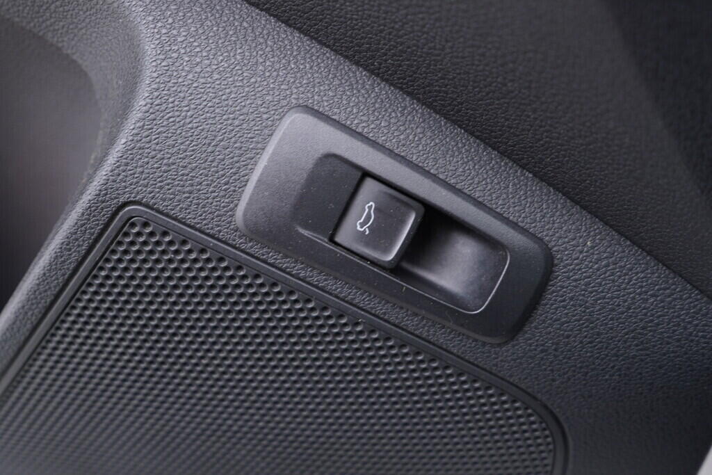 OV190V08669_21.webp_KAROQ Style 2.0 TDI 110 kW automat, DPH
