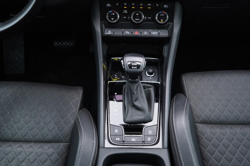 OV190V08669_35.webp_KAROQ Style 2.0 TDI 110 kW automat, DPH