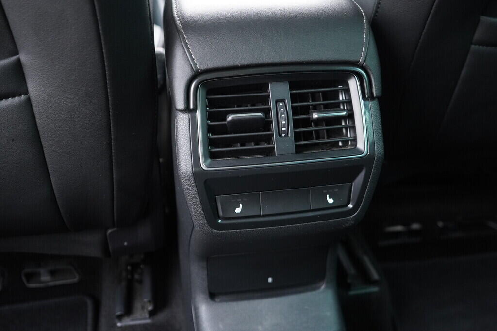 OV190V08669_38.webp_KAROQ Style 2.0 TDI 110 kW automat, DPH