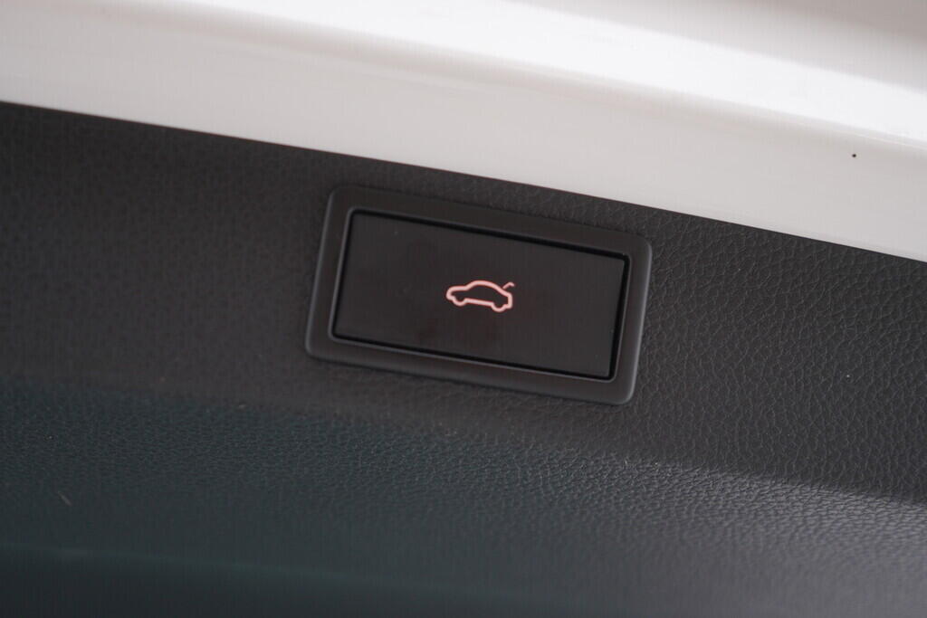 OV190V08669_40.webp_KAROQ Style 2.0 TDI 110 kW automat, DPH