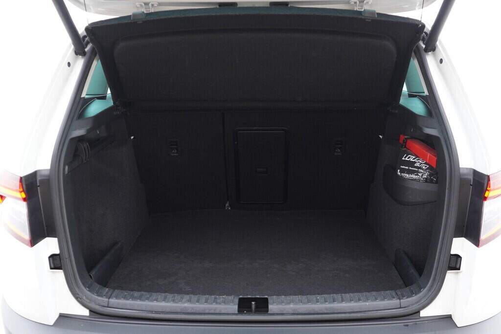 OV190V08669_41.webp_KAROQ Style 2.0 TDI 110 kW automat, DPH