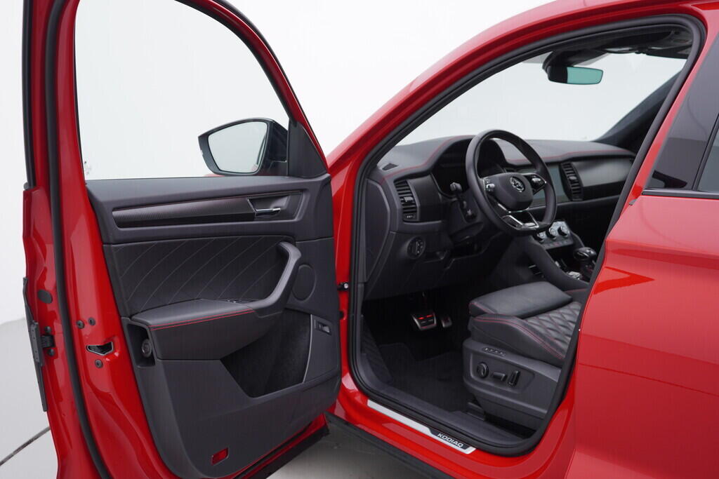 OV190V08670_18.webp_KODIAQ RS 2.0 TSI 180 kW automat, DPH