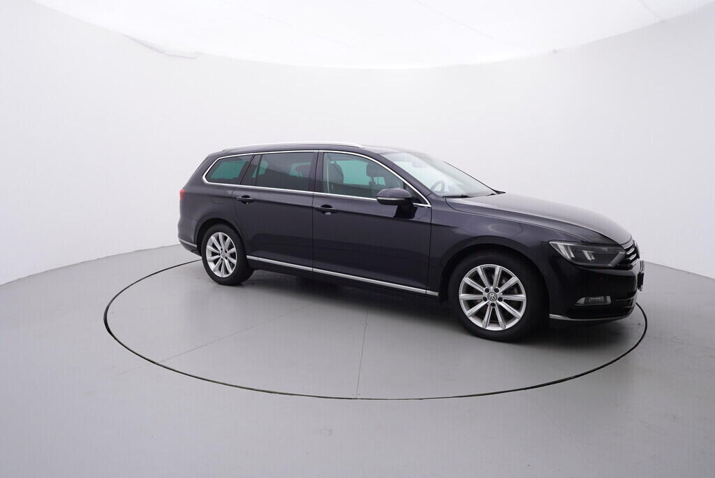 OV190V08677_16.webp_PASSAT VARIANT Highline  2.0 TDI 110 kW automat