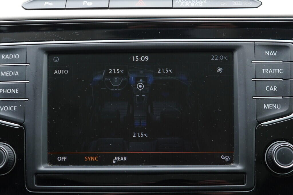 OV190V08677_31.webp_PASSAT VARIANT Highline  2.0 TDI 110 kW automat