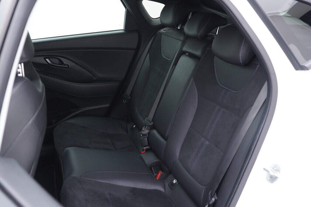 OV190V08680_43.webp_I30 FASTBACK N 2.0  206 kW automat