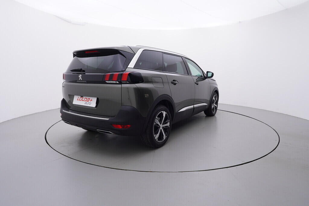 OV190V08683_14.webp_5008 Allure 2.0  110 kW manuál