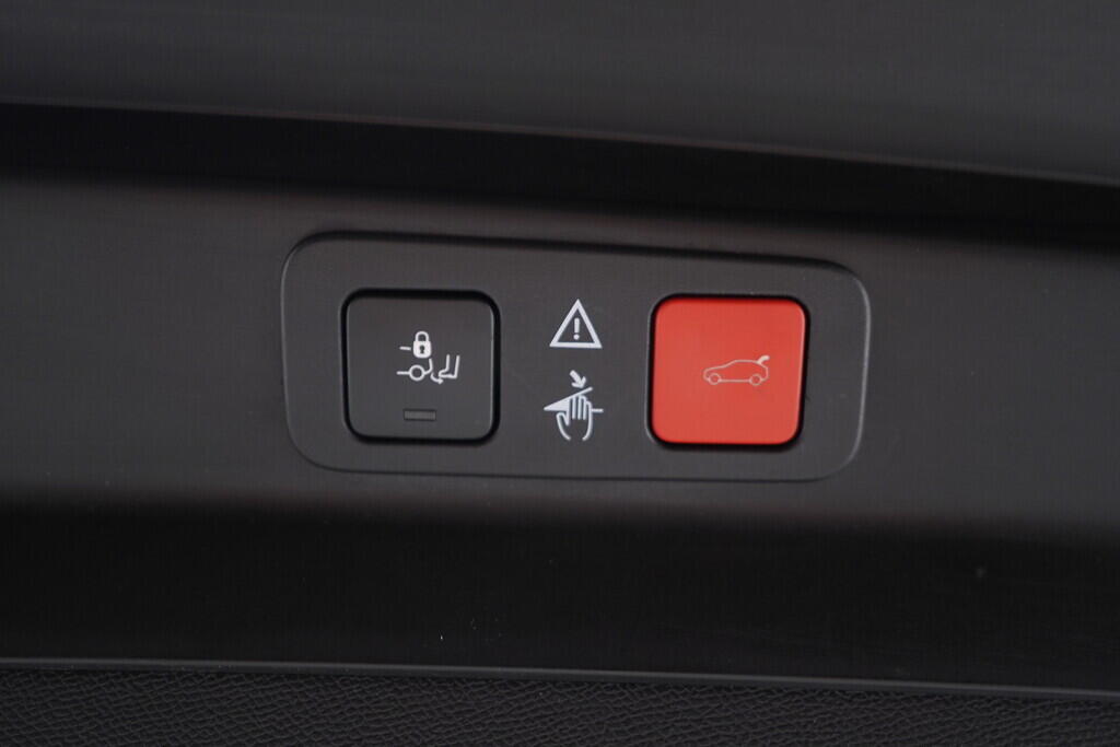 OV190V08683_39.webp_5008 Allure 2.0  110 kW manuál