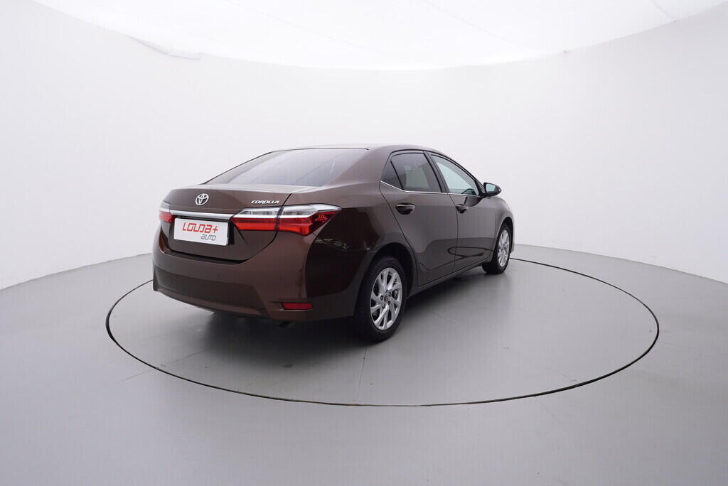 OV190V08684_14.webp_COROLLA  1.6  97 kW manuál, DPH