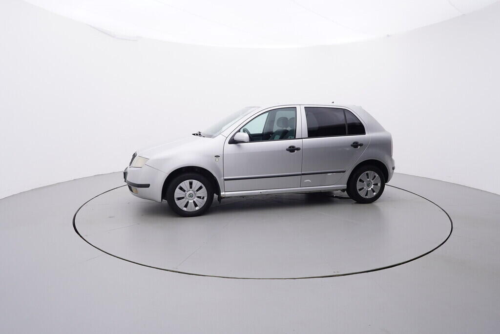 OV190V08685_11.webp_FABIA Ambiente 1.4 MPI 44 kW manuál