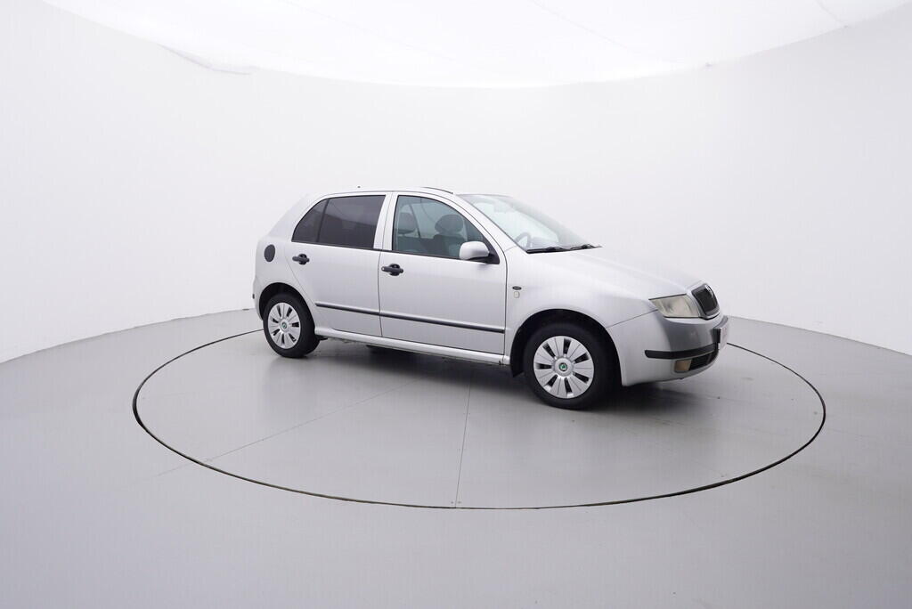 OV190V08685_16.webp_FABIA Ambiente 1.4 MPI 44 kW manuál