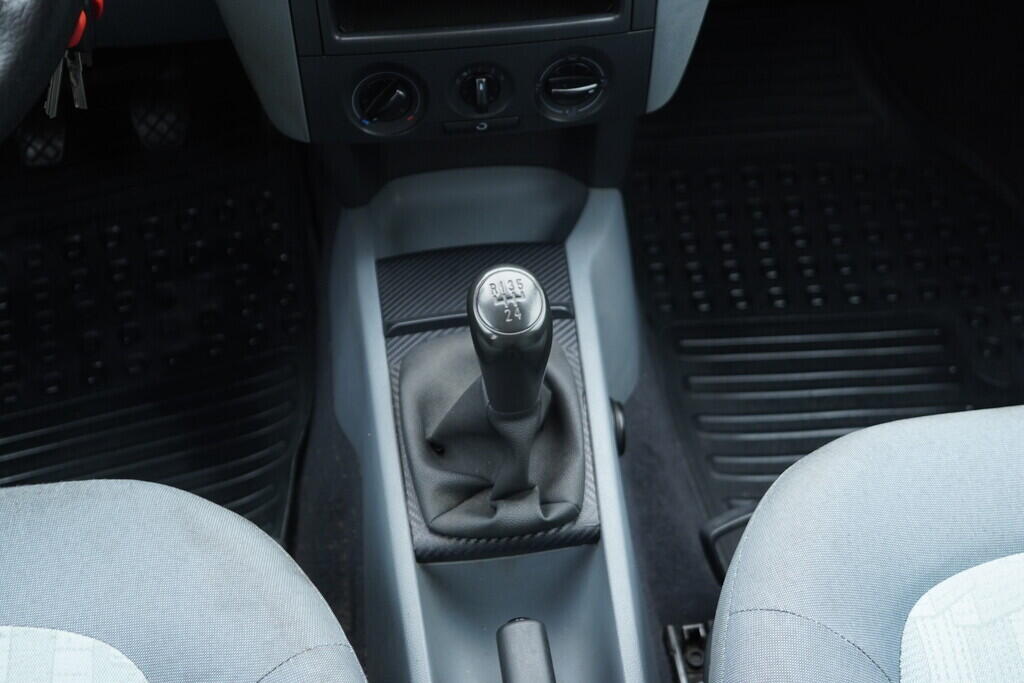 OV190V08685_29.webp_FABIA Ambiente 1.4 MPI 44 kW manuál