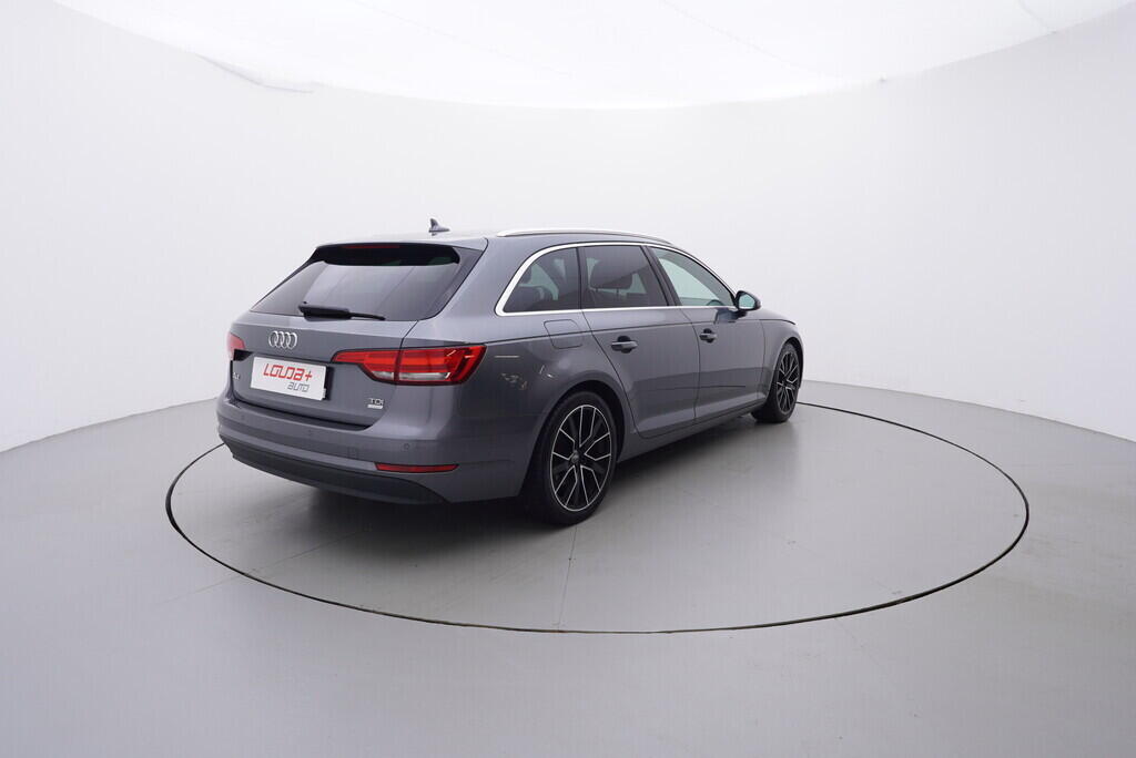 OV190V08687_14.webp_A4 AVANT Ultra 2.0 TDI 110 kW manuál