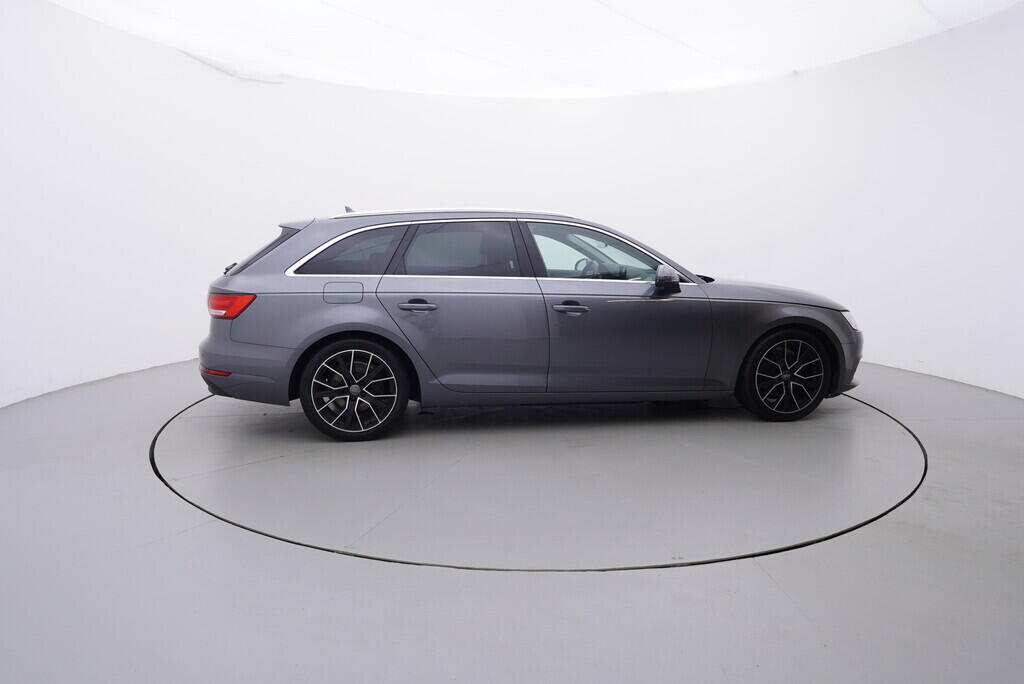 OV190V08687_15.webp_A4 AVANT Ultra 2.0 TDI 110 kW manuál