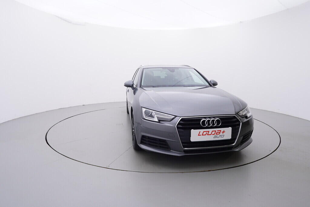 OV190V08687_17.webp_A4 AVANT Ultra 2.0 TDI 110 kW manuál