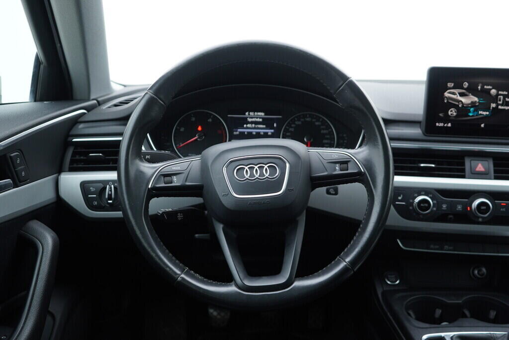 OV190V08687_29.webp_A4 AVANT Ultra 2.0 TDI 110 kW manuál