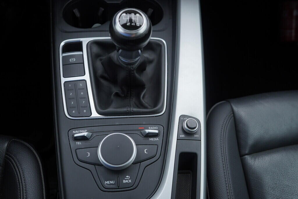 OV190V08687_43.webp_A4 AVANT Ultra 2.0 TDI 110 kW manuál