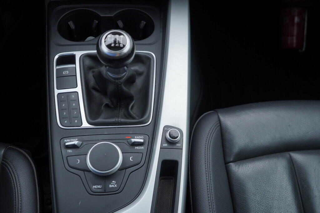 OV190V08687_45.webp_A4 AVANT Ultra 2.0 TDI 110 kW manuál