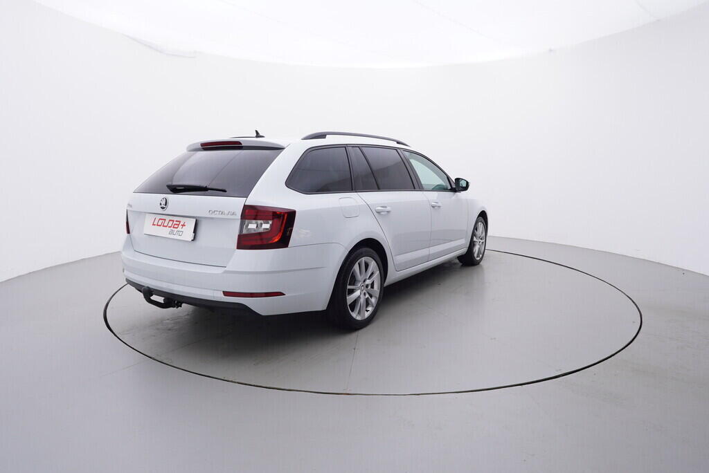 OV190V08689_14.webp_OCTAVIA Style 2.0 TSI 140 kW automat
