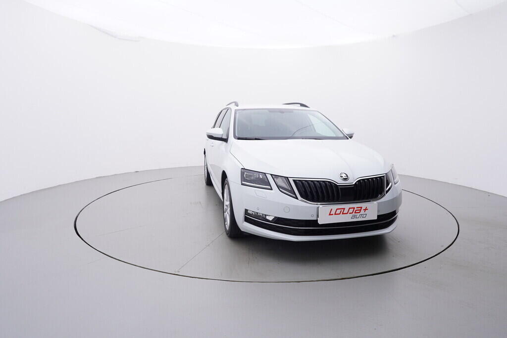 OV190V08689_17.webp_OCTAVIA Style 2.0 TSI 140 kW automat