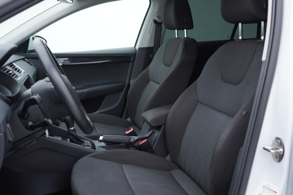 OV190V08689_21.webp_OCTAVIA Style 2.0 TSI 140 kW automat