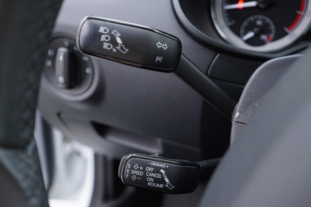 OV190V08689_23.webp_OCTAVIA Style 2.0 TSI 140 kW automat