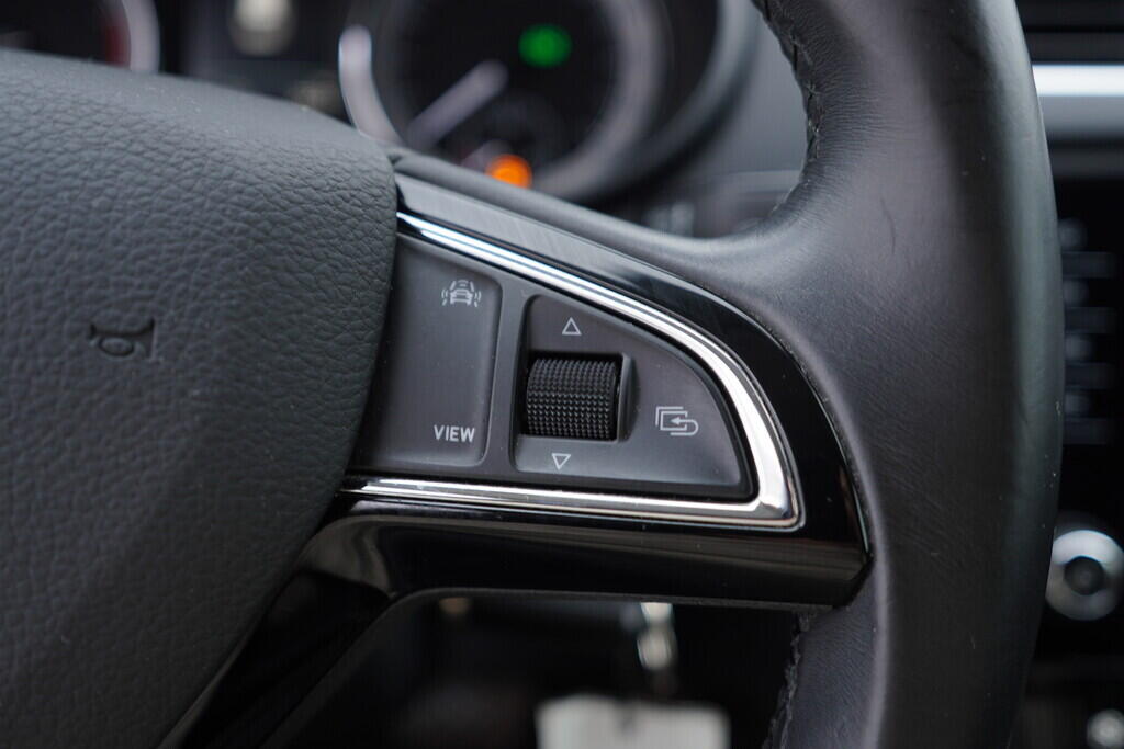 OV190V08689_26.webp_OCTAVIA Style 2.0 TSI 140 kW automat