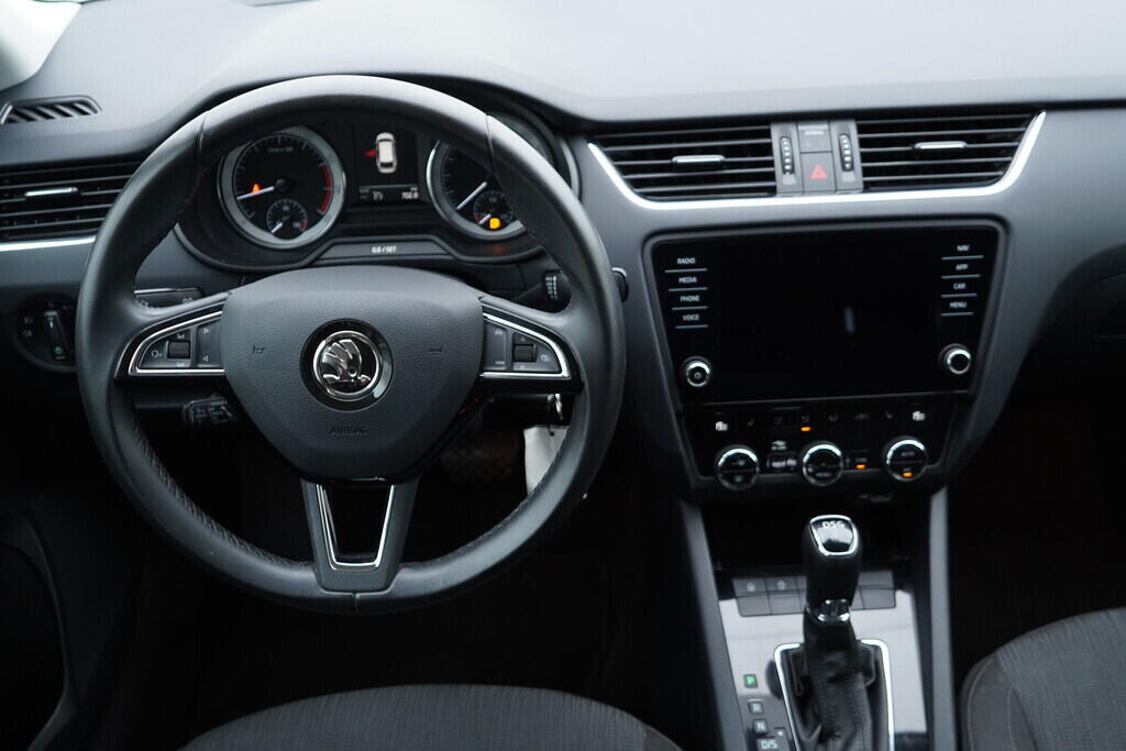 OV190V08689_27.webp_OCTAVIA Style 2.0 TSI 140 kW automat