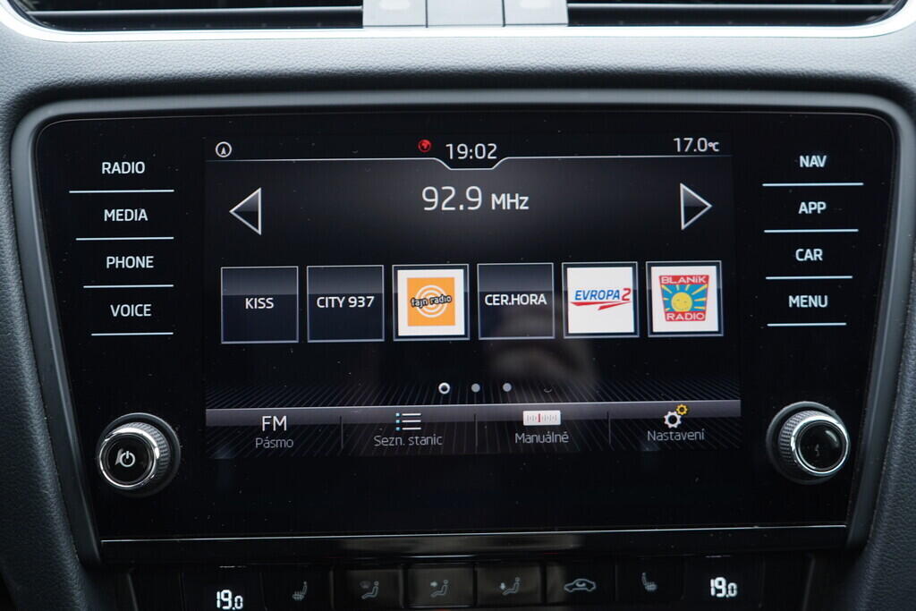 OV190V08689_29.webp_OCTAVIA Style 2.0 TSI 140 kW automat