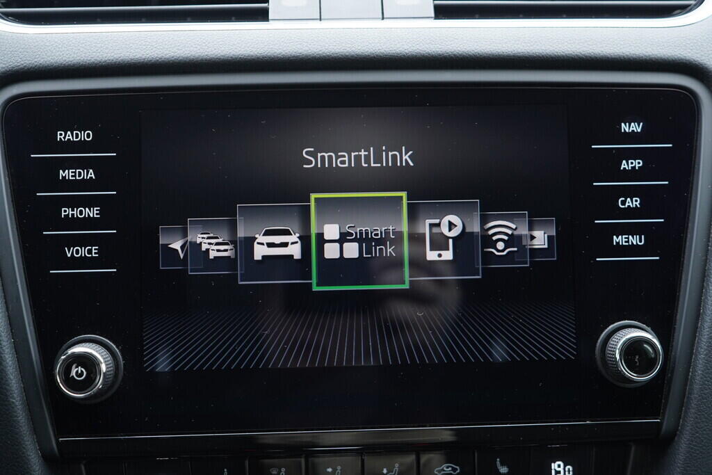 OV190V08689_32.webp_OCTAVIA Style 2.0 TSI 140 kW automat