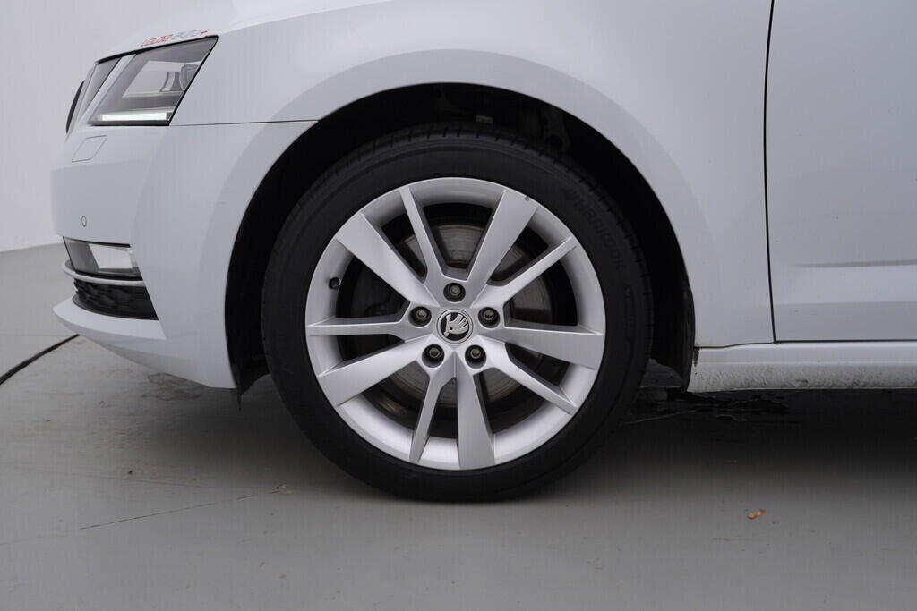 OV190V08689_41.webp_OCTAVIA Style 2.0 TSI 140 kW automat